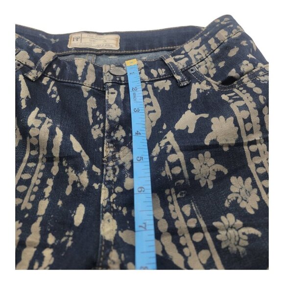 FREE PEOPLE Jeans Women 26 MANTRA BELL BOTTON Flare Boho Hippie Disco Distressed - Picture 5 of 9